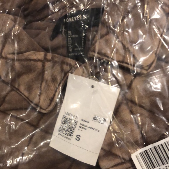 FOREVER 21 Drop Sleeve Quilted Jacket NWT - Picture 7 of 8
